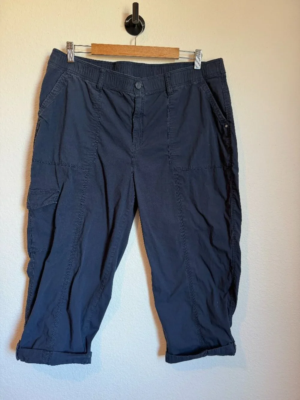 Chico's Navy Cargo Capri Pants 3.5 XL Pull-On Cotton Stretch Travel Utility